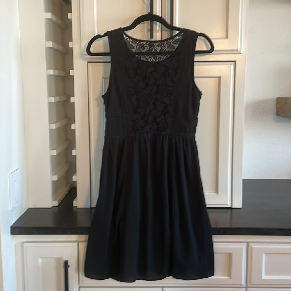 LBD American Eagle Lace Sleeveless Mini Dress Size 2 - Picture 2 of 7